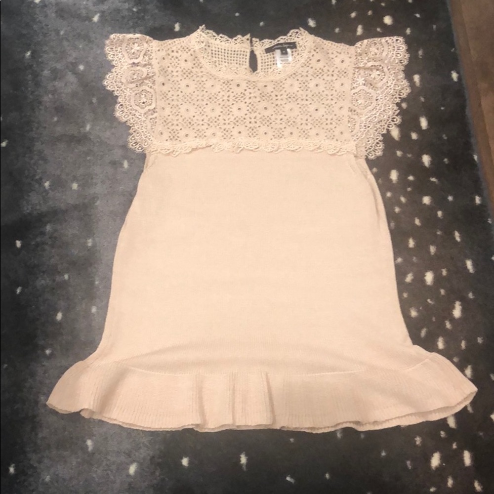 Beige lace short sleeve sweater